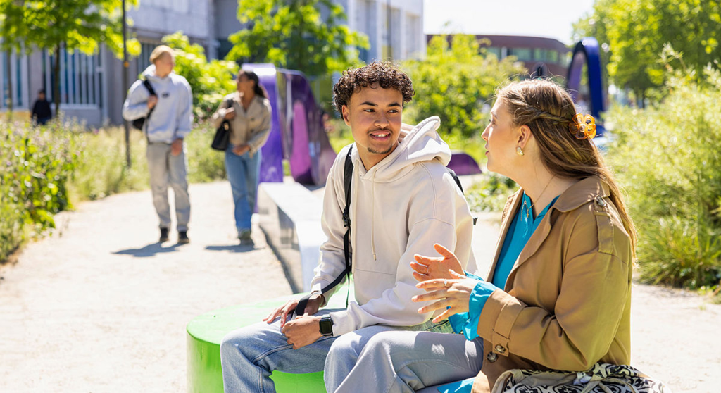 Hbo-opleidingen en onderzoek in Almere en Zwolle